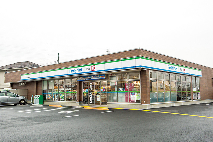 ファミリーマートプラス八潮大原店